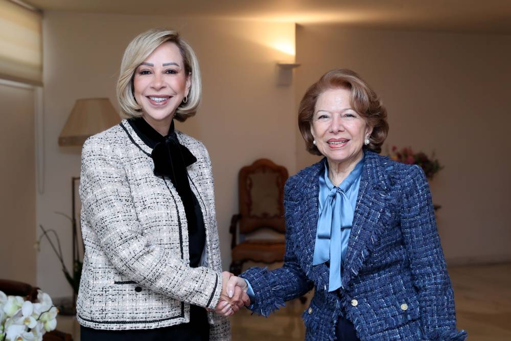 اللبنانية الأولى استقبلت السيدتين جويس الجميل ووفاء سليمان وعقيلة السفير المصري للتهنئة بانتخاب الرئيس عون