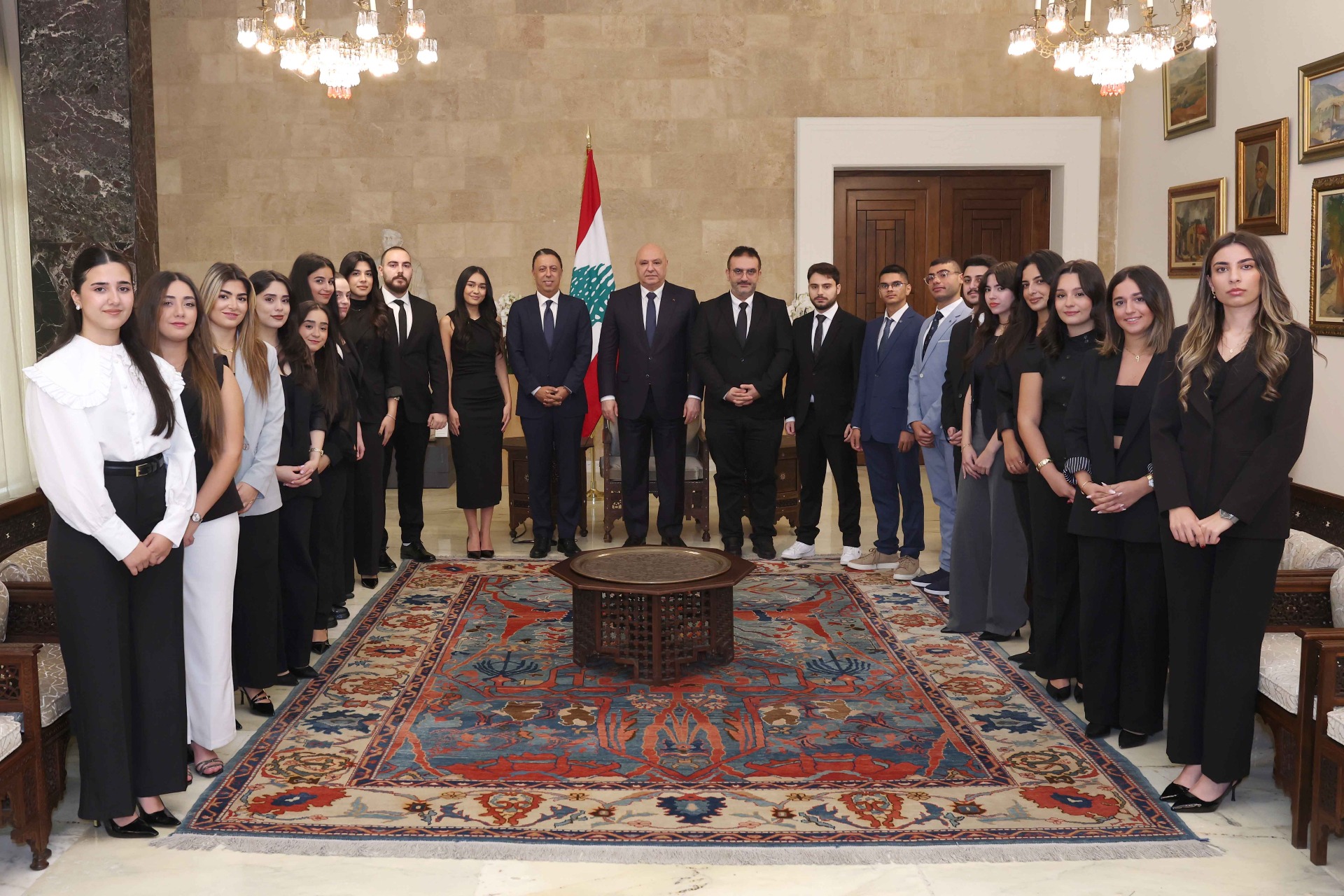لقاءات وزارية ودبلوماسية واكاديمية ورياضية في قصر بعبدا