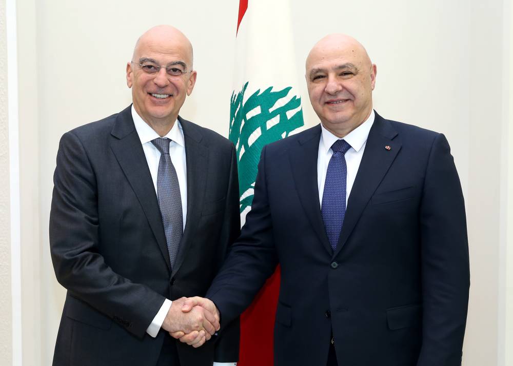 الرئيس عون مستقبلا وزير الدفاع اليوناني: العلاقات بين البلدين متجذرة في التاريخ وعازمون على تفعيلها