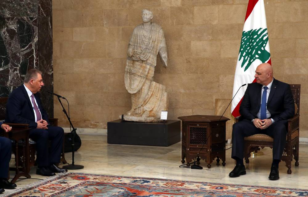رئيس الجمهورية امام السلك الدبلوماسي العربي: سنبذل كل جهد ممكن من خلال الخيارات الدبلوماسية والدعم العربي والدولي لتحرير أرضنا من الاحتلال الإسرائيلي