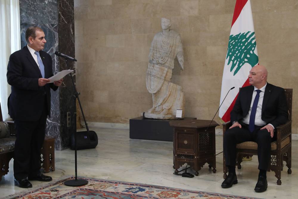 رئيس الجمهورية مستقبلاً نقابة المحامين في طرابلس:  المظلة الكبيرة التي تحمي البلد هي المصلحة العامة التي يجب أن تكون فوق كل اعتبار