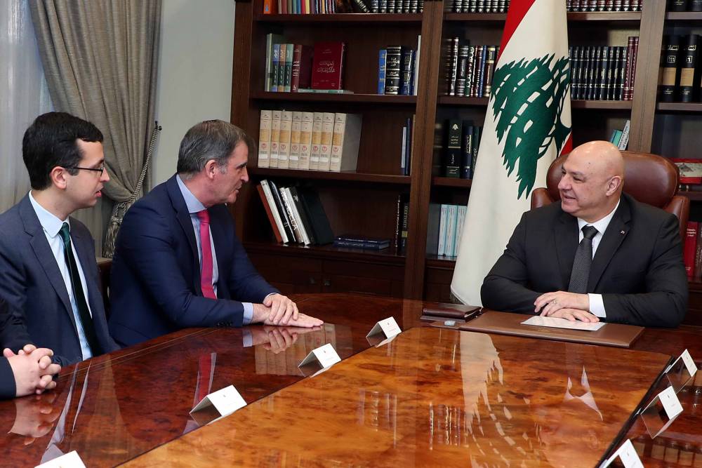 الرئيس عون التقى وفد صندوق النقد الدولي  واكد العمل على تنفيذ الاصلاحات كونها مطلبا لبنانيا قبل ان تكون مطلبا دوليا
