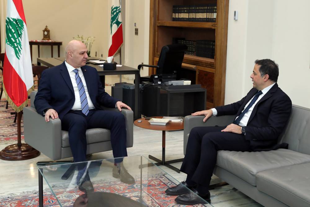 الرئيس عون التقى السيدة بلاسخارت  واكد ضرورة استكمال تنفيذ اتفاق الهدنة ووقف الخروقات الأمنية الرئيس عون التقى السيدة بلاسخارت  واكد ضرورة استكمال تنفيذ اتفاق الهدنة ووقف الخروقات الأمنية 