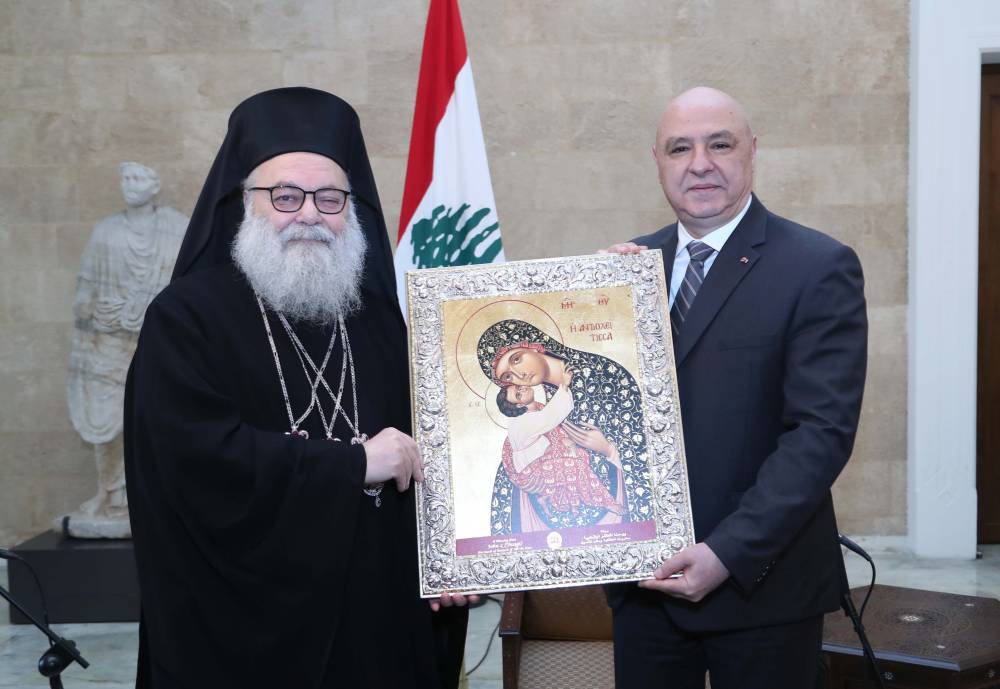 الرئيس عون استقبل البطريرك اليزجي