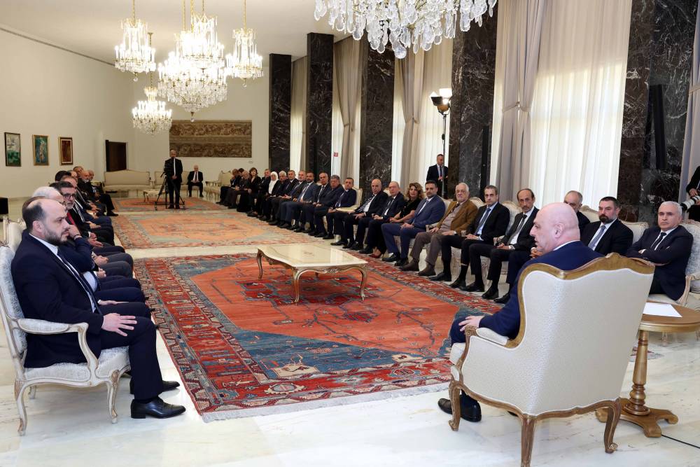 الرئيس عون لوفد قضاء جزين: المفاوضات لا تعني التنازل ولا الاستسلام  بل هي لحل المشاكل والدبلوماسية هي حرب من دون دماء