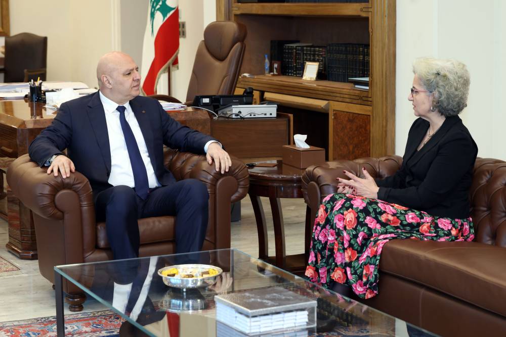 رئاسة الجمهورية: الرئيس عون كلف السفير السابق المحامي سيمون كرم ترؤس الوفد اللبناني إلى اجتماعات "اللجنة التقنية العسكرية للبنان"