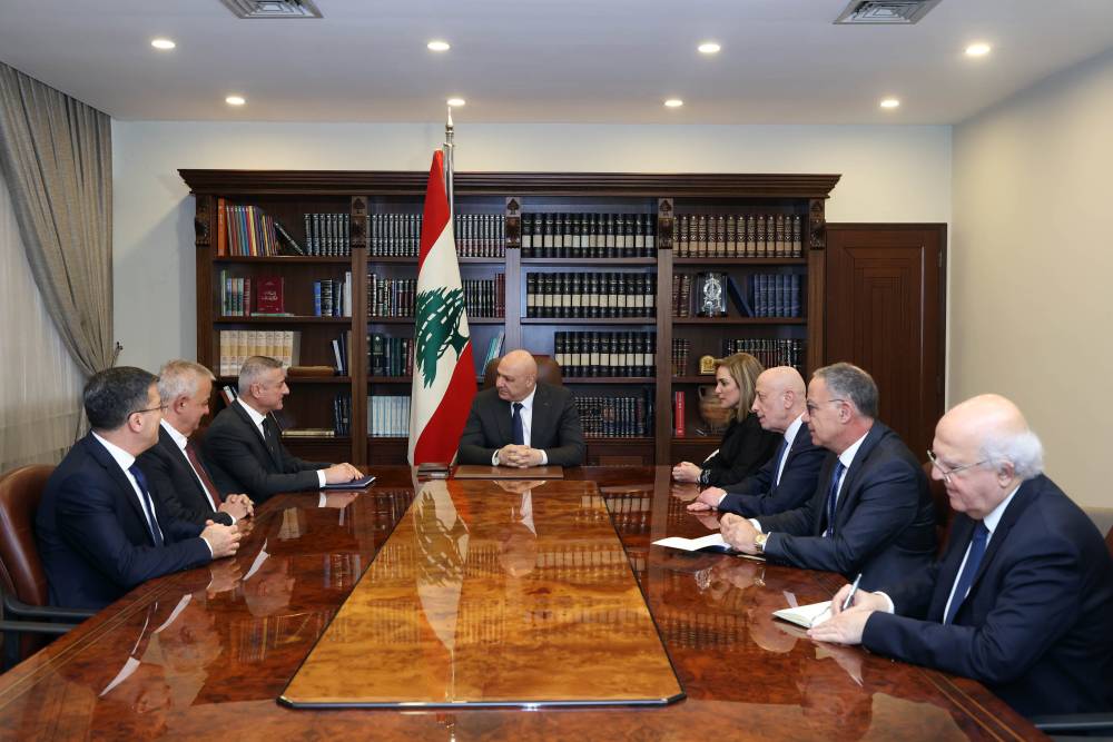 رئيس الجمهورية التقى وفدي المجلس الأعلى للجمارك وجمعية اندية الليونز