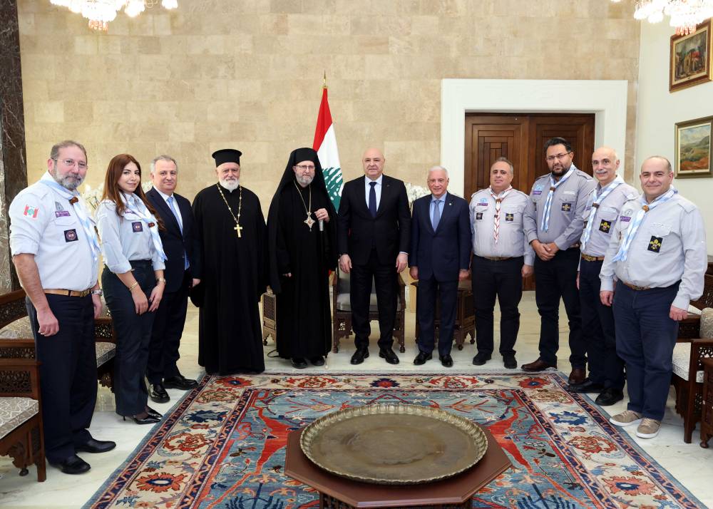 الرئيس عون دعا اللبنانيين الى الاقتراع بكثافة في الانتخابات النيابية  وانتخاب من يمثلهم ويحمل مشروعا سياسيا واضحا في خدمة الوطن
