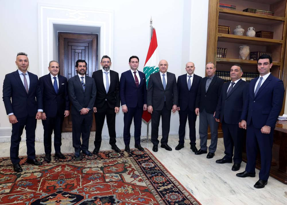 الرئيس عون استقبل وفد النقابة اللبنانية للدواجن  وأكّد العمل على إزالة العوائق امام تسويق المنتجات اللبنانية