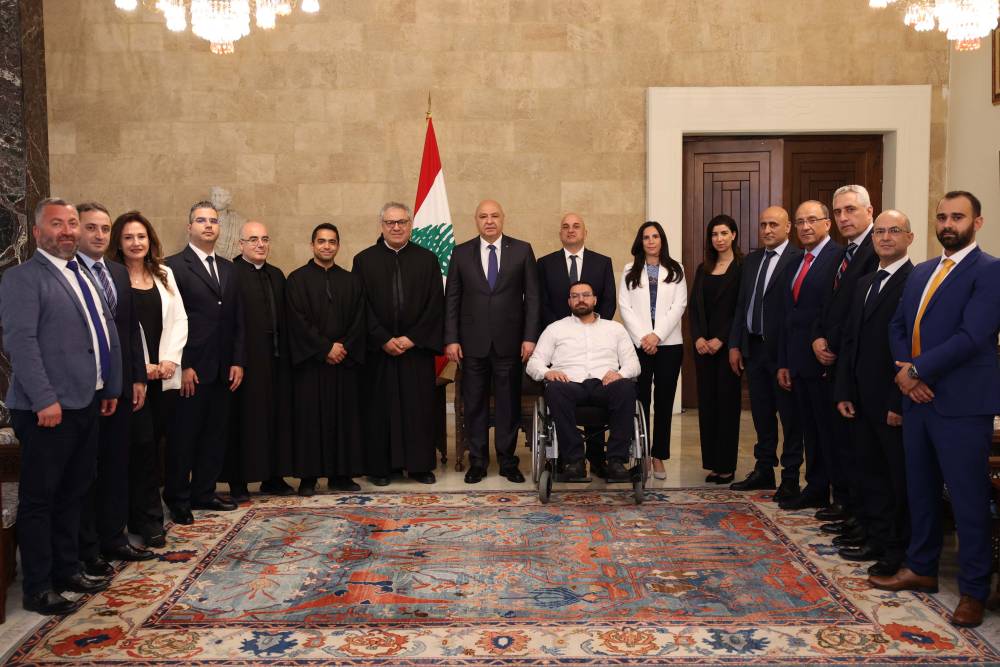 الرئيس عون تلقى دعوة لحضور الاحتفال لمناسبة عيد سيدة التلة في دير القمر لا خوف على لبنان في ظل تمسك الطاقات اللبنانية بوطنها وجذورها