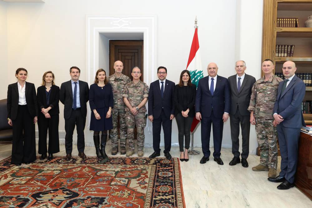 الرئيس عون مستقبلا الوزيرة المفوضة للجيوش الفرنسية:  لبنان يرحب بدعم الرئيس ماكرون لمساعدة لبنان لمواجهة التصعيد الإسرائيلي المستمر  وللوصول إلى وقف لإطلاق النار وبدء مفاوضات وفق المبادرة الرئاسية التفاوضية