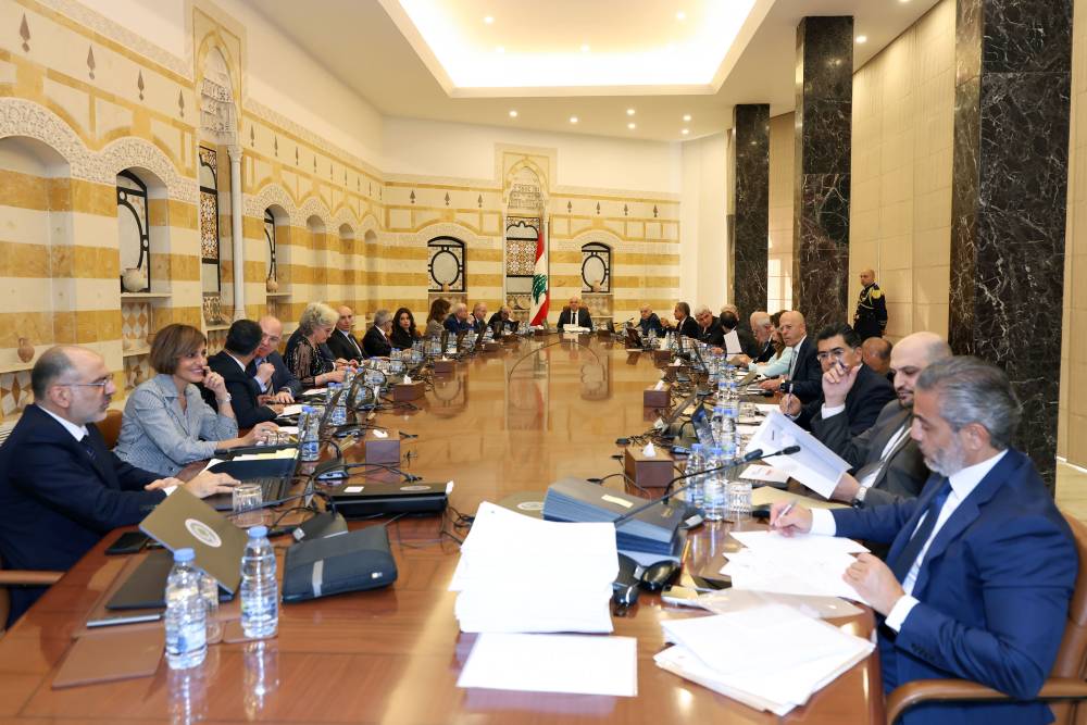 مجلس الوزراء اقرّ في جلسته في قصر بعبدا  ترسيم الحدود البحرية مع قبرص والمسح الزلزالي في البلوك رقم 8