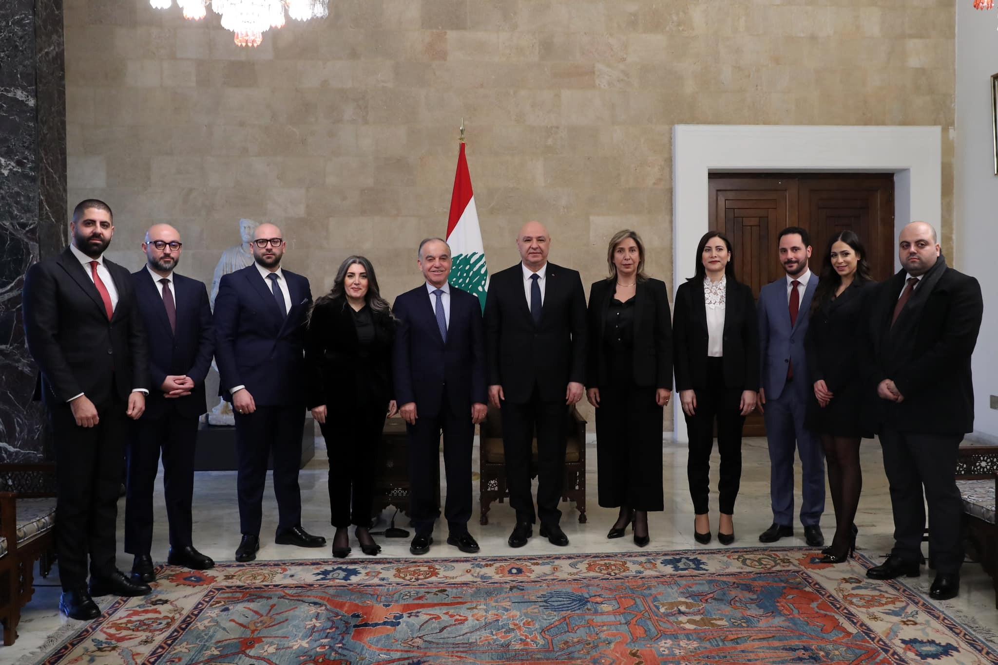 كلمة الرئيس عون خلال استقباله المدعي العام المالي القاضي علي ابراهيم وقضاة النيابة العامة المالية